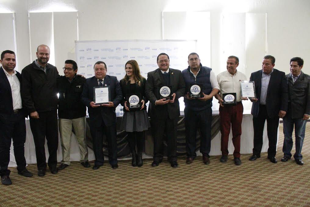 deportegente's tweet photo. #CodeEsNoticia

Despide Sistema Estatal de Cultura Física y Deporte un año intenso de trabajo.

👉🏻https://t.co/bFpZI1DqR8

Vía @esportesMX https://t.co/ghOssj4cHL