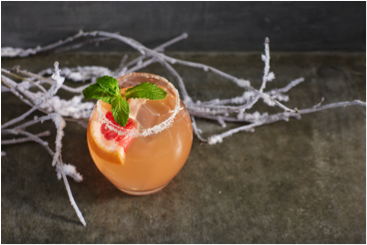 Spreading Christmas CHEER one cocktail at a time ;). #craftcocktails #cocktailtime #holidaydrinks #christmasparty #booze #feedfeed