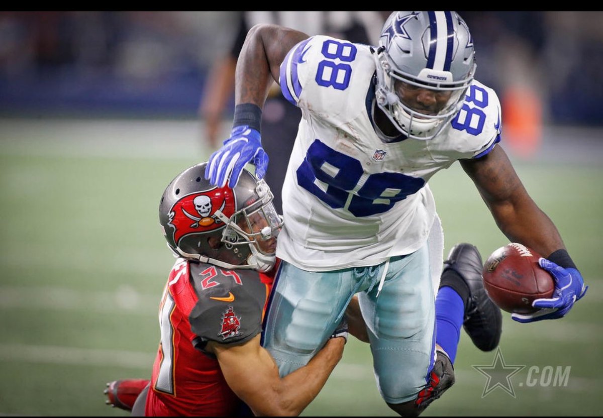 FIDLER_22's tweet photo. Fasho!!#88RT @MsRiaBerry: Hard to tackle a beast..... https://t.co/nHPPIfULML