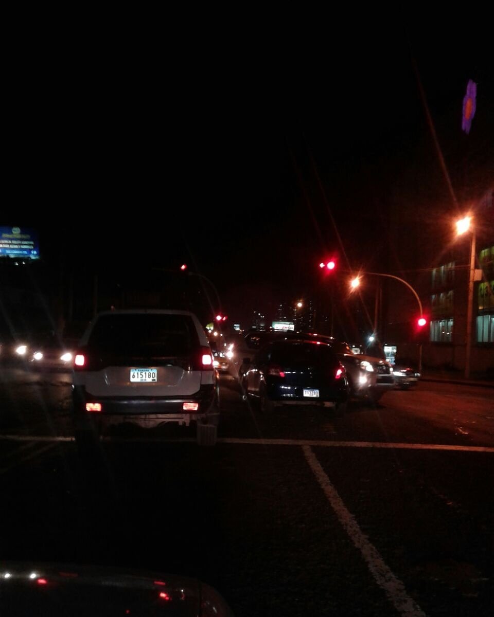 Reportan colisión en Tumba Muerto a la altura del Dorado. Vía