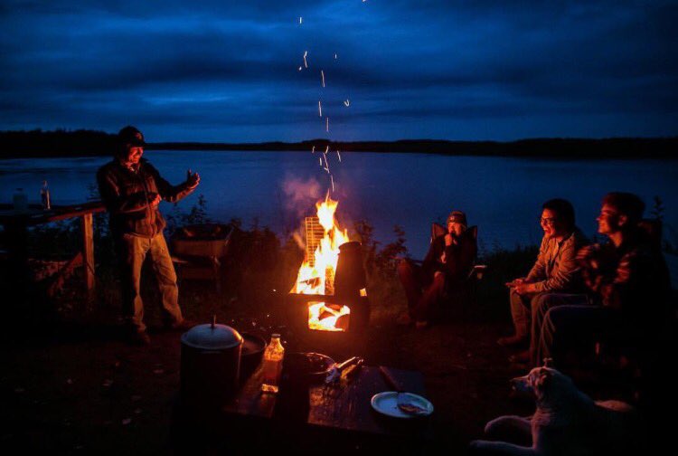 Francesthefish's tweet photo. looks cozy by that fire! @AKSalmonProject photo of the week shows the importance of fam #friendsoffrances&amp; a nice fire this holiday season https://t.co/zhmTsHE5nY