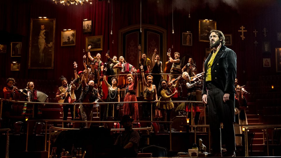 THR's tweet photo. The best New York theater of 2016: #1, @JoshGroban in @GreatCometBway https://t.co/D3UvPhq4KS https://t.co/cm1OIBFxX2