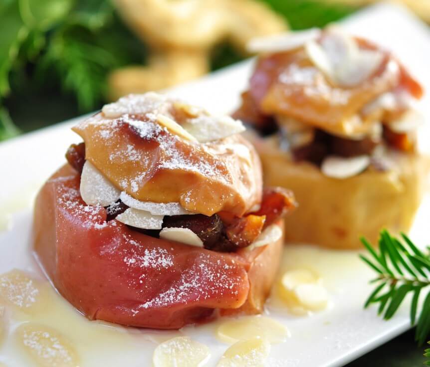 Bratapfel #Weihnachten #weilwirdichlieben #Apel #Rezept #Silvester #lecker #nachtisch #dessert #süß foodtips.de/rezept/dessert…