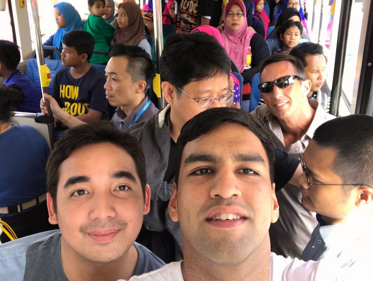 AshmanNajib's tweet photo. Was so excited to try the MRT service today!! #mrt #rapidkl https://t.co/aVwXKSvnEJ