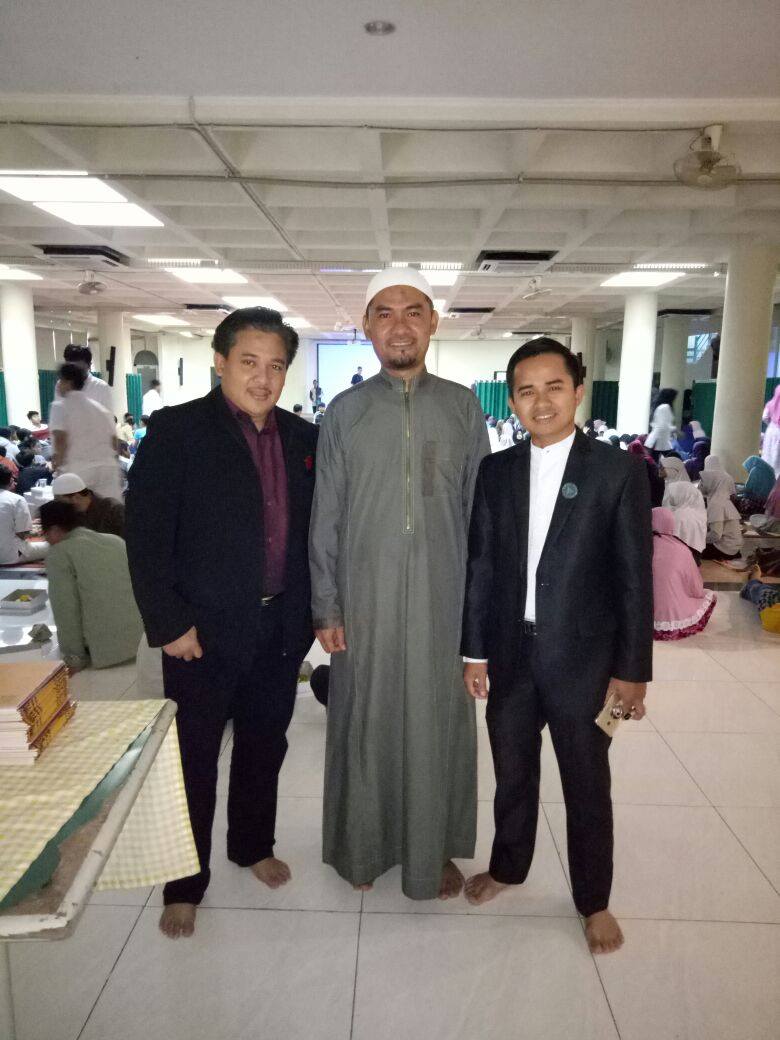 ManasikPrima's tweet photo. Kami turut berpartisipasi dalam acara "Ketika Jomblo Bertasih" bersama Ust. Salman Al Farizy &amp; Muzammil Hasballah di MASJID RAYA BINTARO https://t.co/1y6H4VLwHb