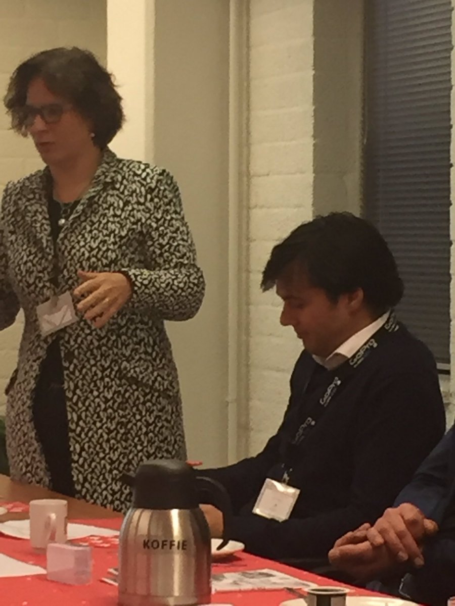 BNI_Dageraad's tweet photo. Wow, 2016 bij #BNIDageraad afgesloten met een super energiek ontbijt 1/3 https://t.co/f6dhc3tDDk