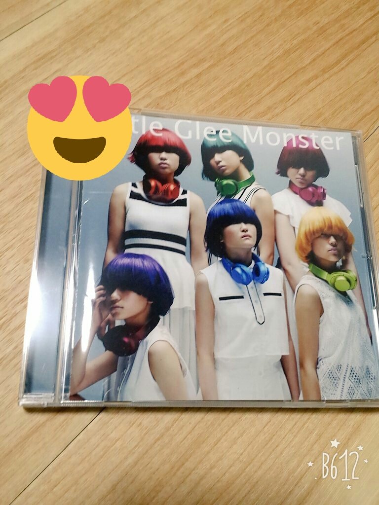 1500フォロワー超えました❤💜

なのでプレゼント企画したいと思います!
My Best Friendと私らしく生きてみたい
です！持ってない方是非！(;_;)
※応募方法はRT＆フォローだけです！
※当選者は2人です！
※メルカリの招待受けてくれる場合
当選率up⤴︎です!!