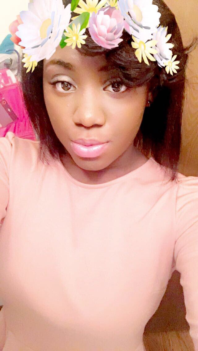 Beauty_Beyond15's tweet photo. Just something to post im cute tho🌸🌸🌸 https://t.co/Qpy7GG297E