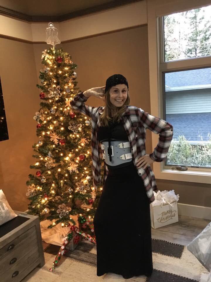 Chapmanpapi's tweet photo. Didn't think a back brace could ever be attractive but she's proved me wrong once again. 2 weeks post surgery &amp; all smiles 😊❤️ https://t.co/CWqcmHgFXk