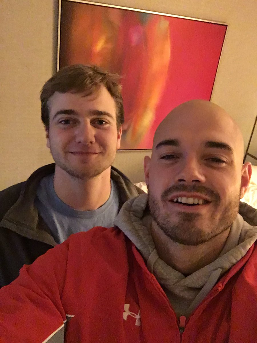 AKidston419's tweet photo. Vegas Update: Let the boys eat! https://t.co/0HSRlAIgiQ