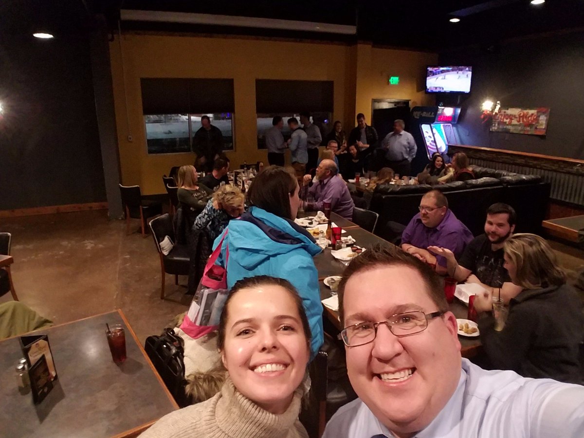 GregCVSFarley's tweet photo. #leadingwith❤ #CVS  #A7R34D3 #CVS2017
Great night out with the team. Engagement  is my top priority. We reach our goals through our people. https://t.co/T64Qjtr4lr