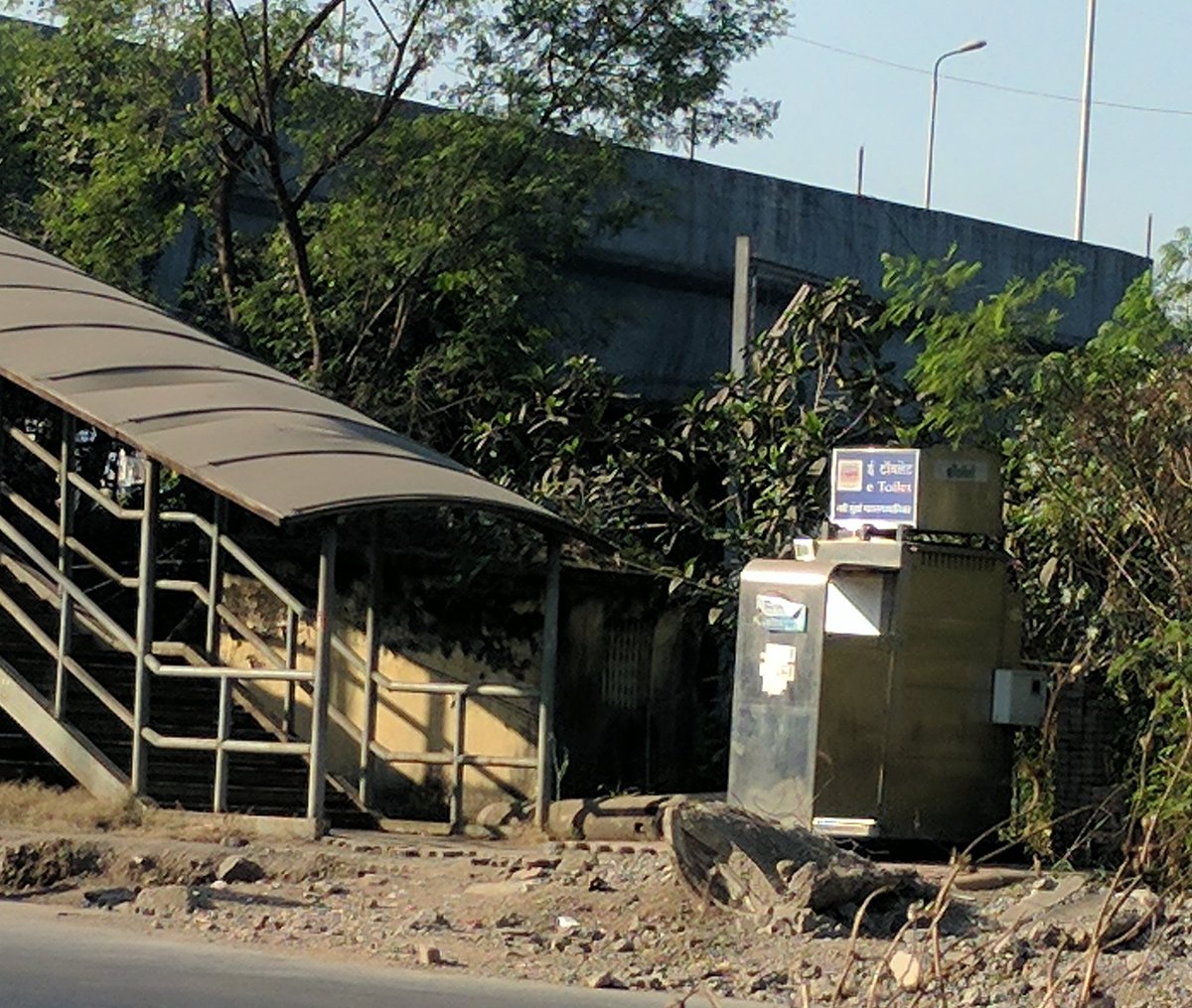 GR (@normally_crazy) on Twitter photo <a href="/news_navimumbai/">News Navi Mumbai</a> the #nmmc wants everyone using the FOB to go thru the #toilet #mahape #tbroad <a href="/news_navimumbai/">News Navi Mumbai</a> the #nmmc wants everyone using the FOB to go thru the #toilet #mahape #tbroad