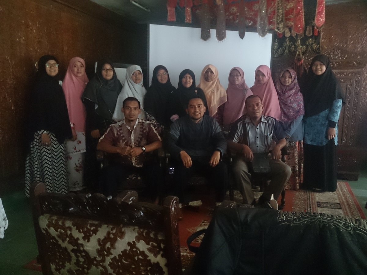 lkptarqbkt's tweet photo. Dibina oleh ustadz &amp;ustadzah yang berpengalaman dibidangnya #islam #alquran #rumahquran #tahsin #tahfizh #hafizh #hafizhah #bukittinggi https://t.co/4nigv5iutp