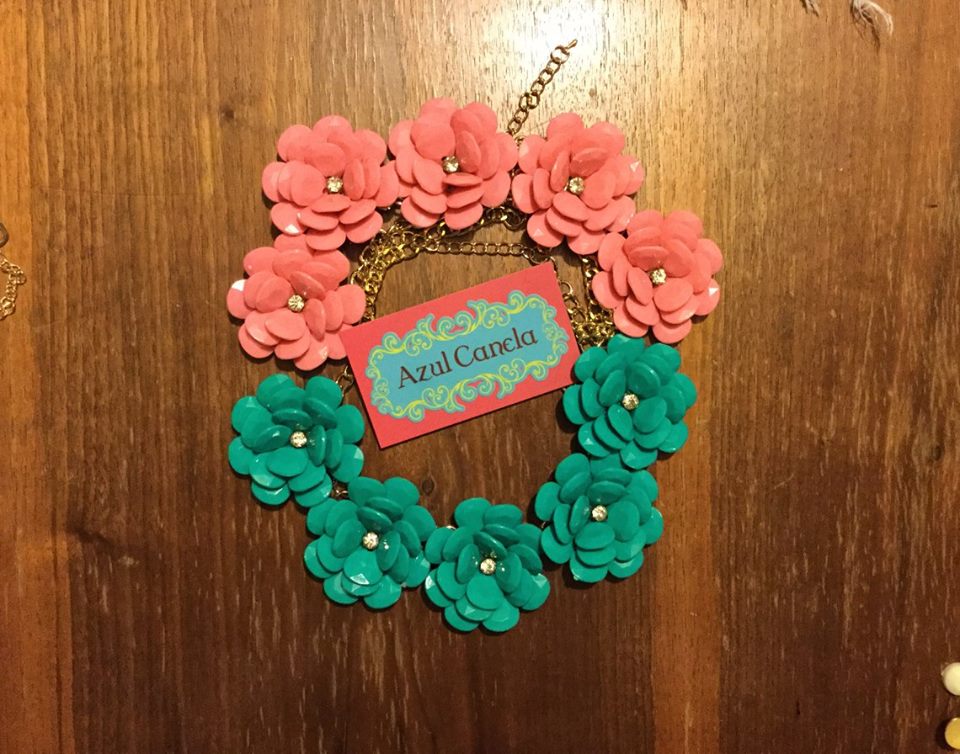 AzulCanelaa's tweet photo. #accesorios #trendy #fashion #compraenlinea #colores https://t.co/kcBVdYdtWT