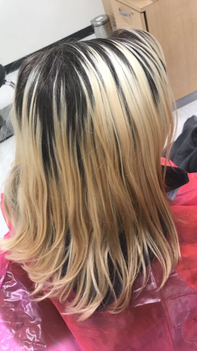 chaay__'s tweet image. Love what I do #correctivecolor