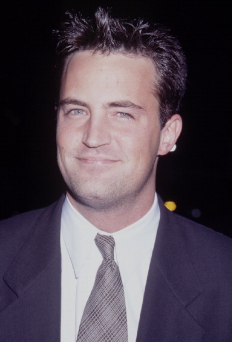 DailyPerryPics's tweet image. his eyes 😍