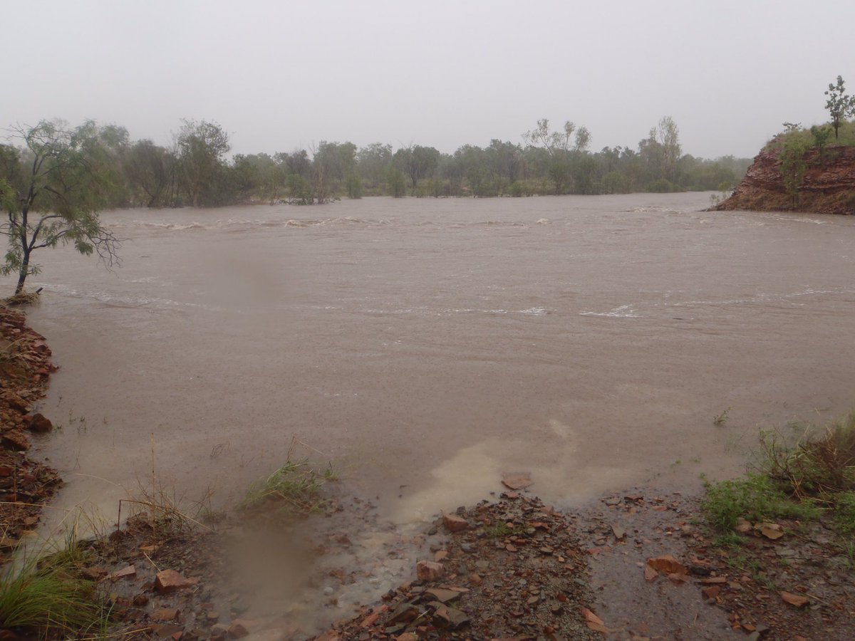 TaraColum's tweet photo. Wet season is here #homevalleystation #kimberley https://t.co/NlhPoaVS4x