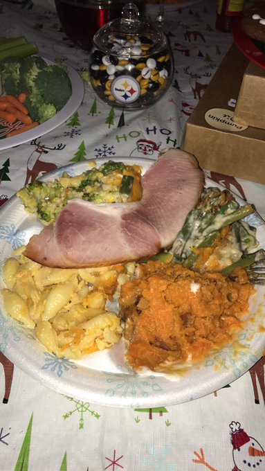 Our lil Cali Christmas https://t.co/XdYcXZVOWM<a href="/tag/codeinecowgirl"class="tags"><span>#codeinecowgirl</span></a>
