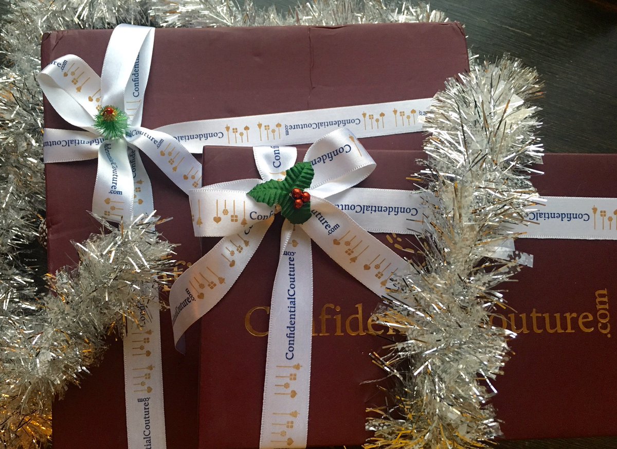 anvitamehra's tweet photo. #Atwork @ConfidentialIND sending out #ChristmasVibe #ThatTimeOfTheYear #ChristmasSale #LovemyWork #LuxuryBusiness https://t.co/aKDV20yRCw