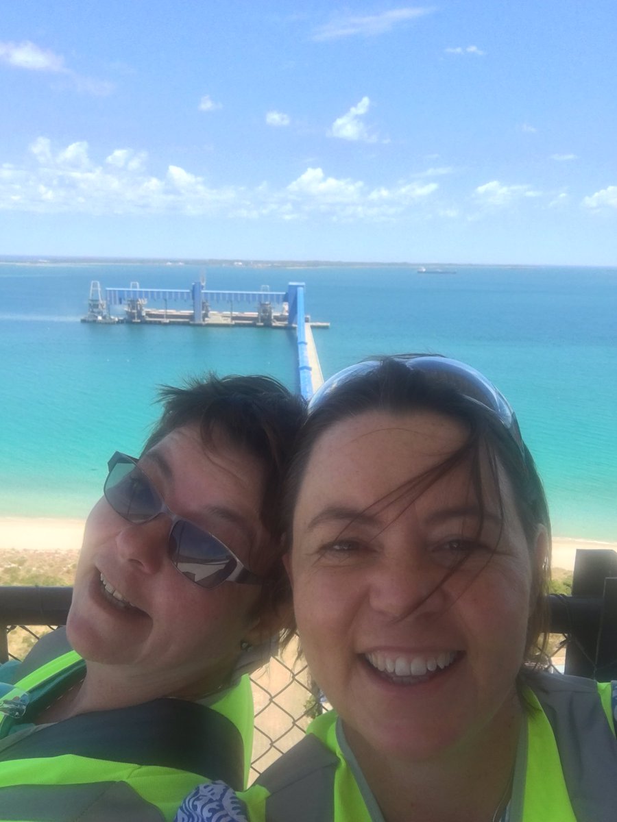MadeleineMHKing's tweet photo. That is one big beautiful #CockburnSound. Thanks @CBH for showing me and my sister the amazing view from #KwinanaBeach #howaboutthisheat? https://t.co/6s0ZGpqJh1