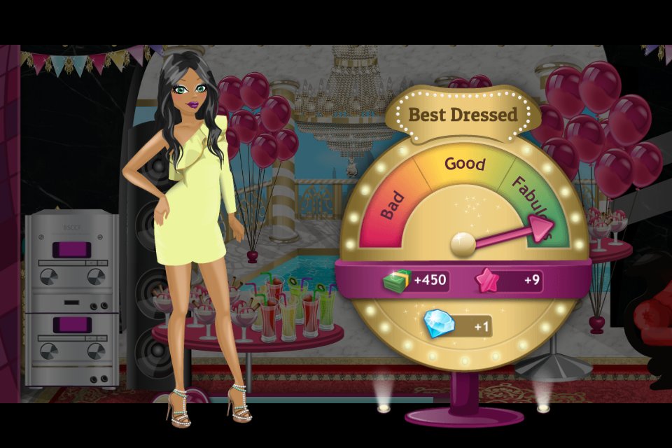 ChiefJanea's tweet photo. Oh, wow! It seems I’m the best dressed at the party! #SUPERSTARLIFE https://t.co/9Zni6eiDEp https://t.co/v2zqV8xNNu