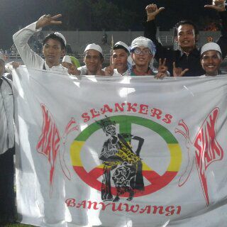 KunFahleviResa's tweet photo. Slankers Juga ikut Banyuwangi Bersholawat (Berkat Sholawat Maksiat Minggat) https://t.co/ltl6BX0pnd