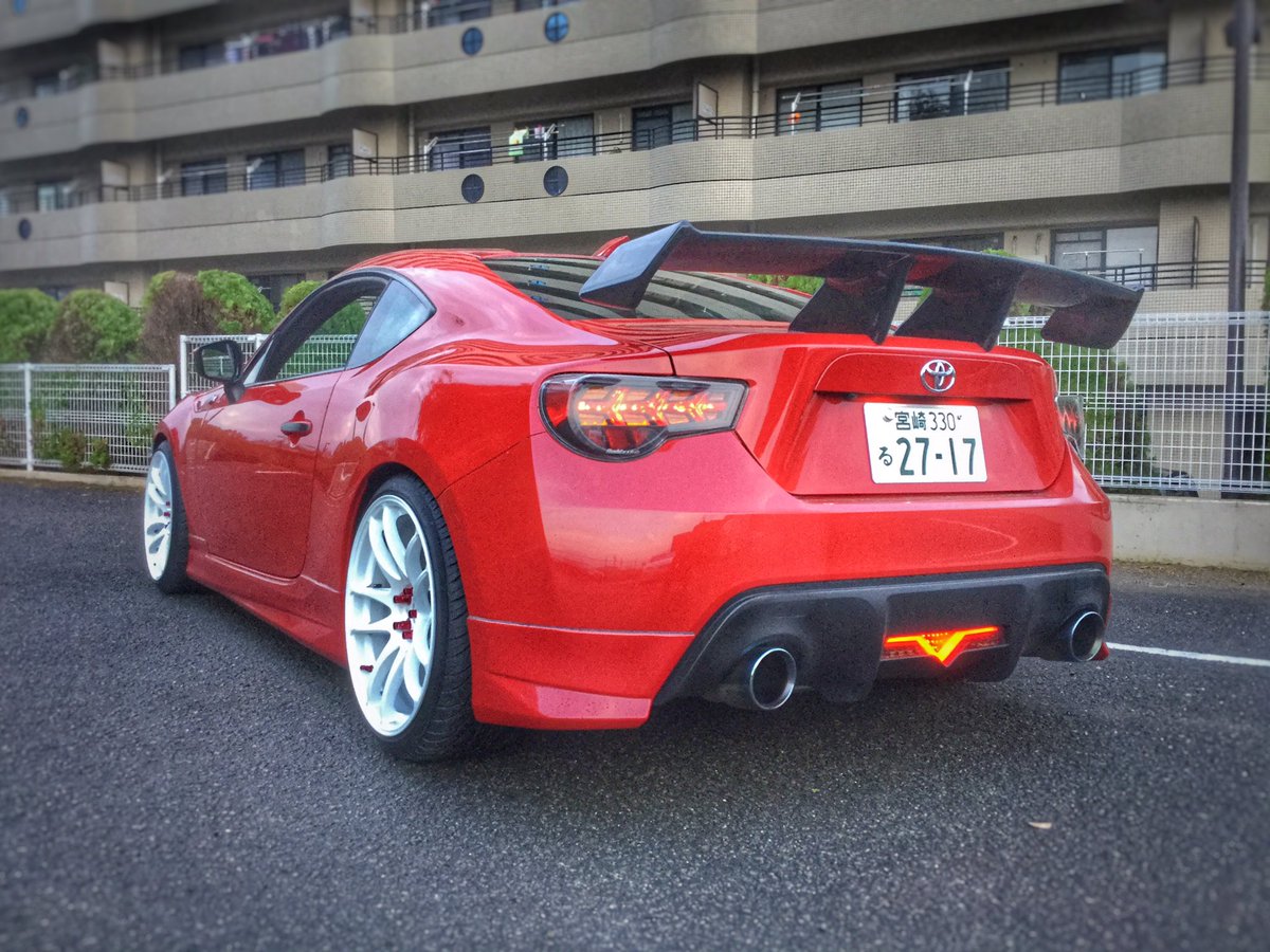 Nissan gtr 86