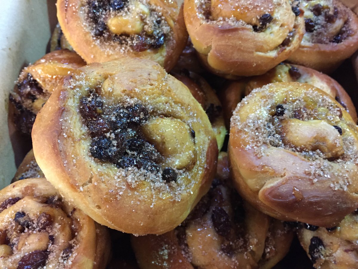 trevelyanwright's tweet photo. Orders close 6pm tonight for #xmas week @bread_in_common - by 6pm https://t.co/LqqsZmbU4B - #babkas #focaccia #realbread #Stoke https://t.co/76j2DEn4qw