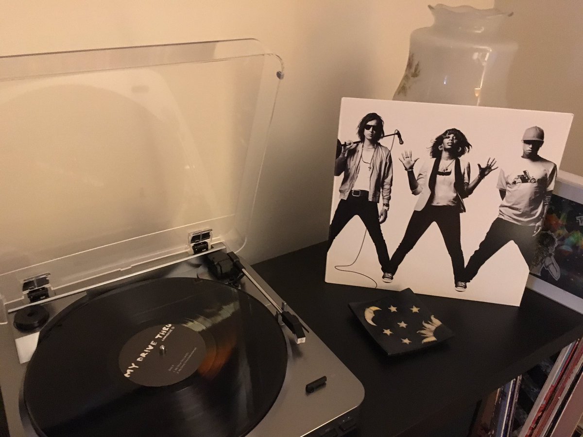 Annie_1251's tweet photo. Special vinyl surprise from @PulsToStabilize ❤️💕❤️
Luv this!
#4Versions !!!!! https://t.co/tHKC58uUhX