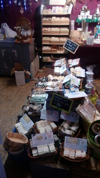 Pour les retardataires et les dernière minutes, Louise émoi est sur le marché solidaire de Toulouse! Venez nous rendre visite !