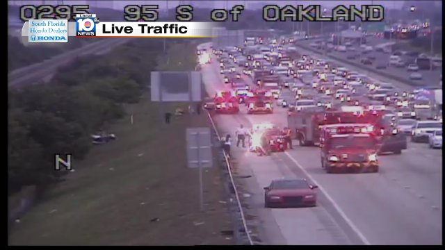 Crash on I-95 SB at Oakland Park Blvd #traffic https://t.co/Ei04wnbr3D
