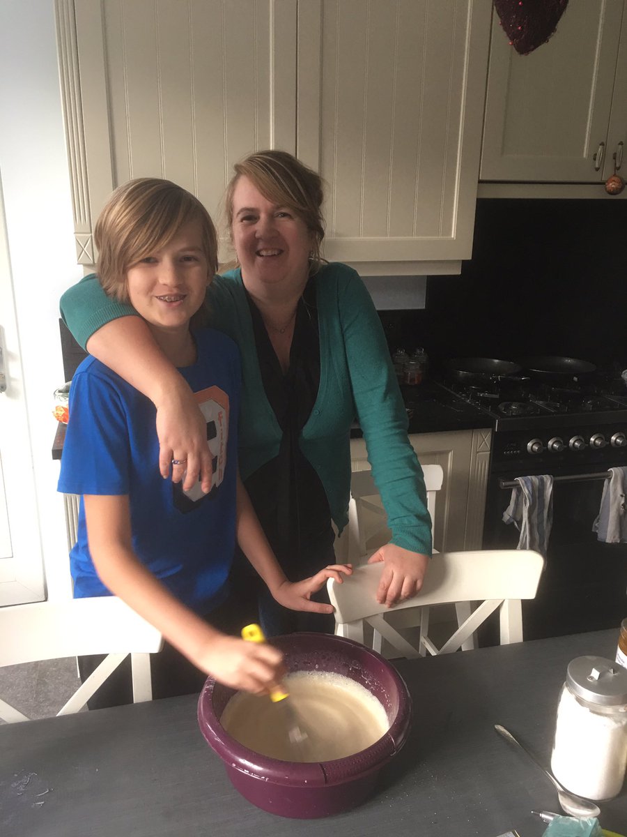 EricEgoos's tweet photo. #Warmsteweek voor goede doel sos Syrian children. 6 leerjaar mijn vrouwke fransiscus school zet beste beentje voor. Wie sponsert mee? https://t.co/fLXjrtEtzf