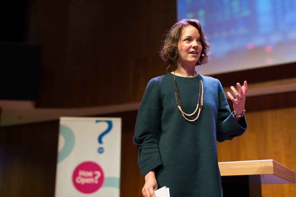 "Open overheid vraagt moed en vakmanschap" Lees wat <a href="/SLSchuddebeurs/">StefanieSchuddebeurs</a> hoorde op #HoeOpen in haar blog op @platform_O platformoverheid.nl/artikel/open-o…