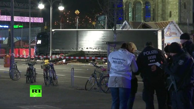Gatestone_DE's tweet photo. #Merkel Regierung noch in Verleugnungshaltung
https://t.co/RL90SP9b1o #MerkelChristmas #BerlinAttack #Fluechtlingskrise @VijetaUniyal https://t.co/rd1w1msV0B