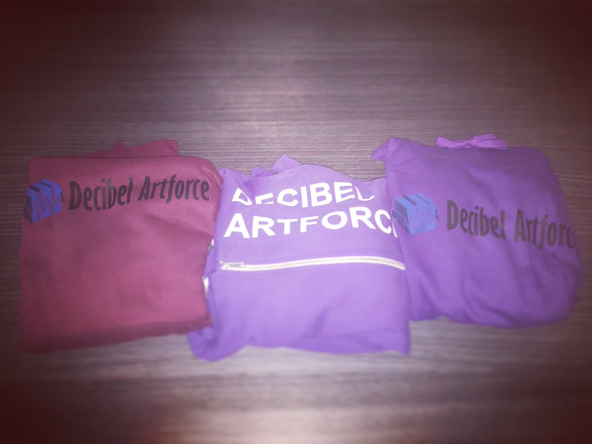housemen's tweet photo. new stuff for best DA fans!!!
#OneThing #DecibelArtforce #FutureHouse #Banger  #SirupMusic #Sirup #S2Records #HelveticDJDuo #LEDClothes #LED https://t.co/dJKLrC7UgX