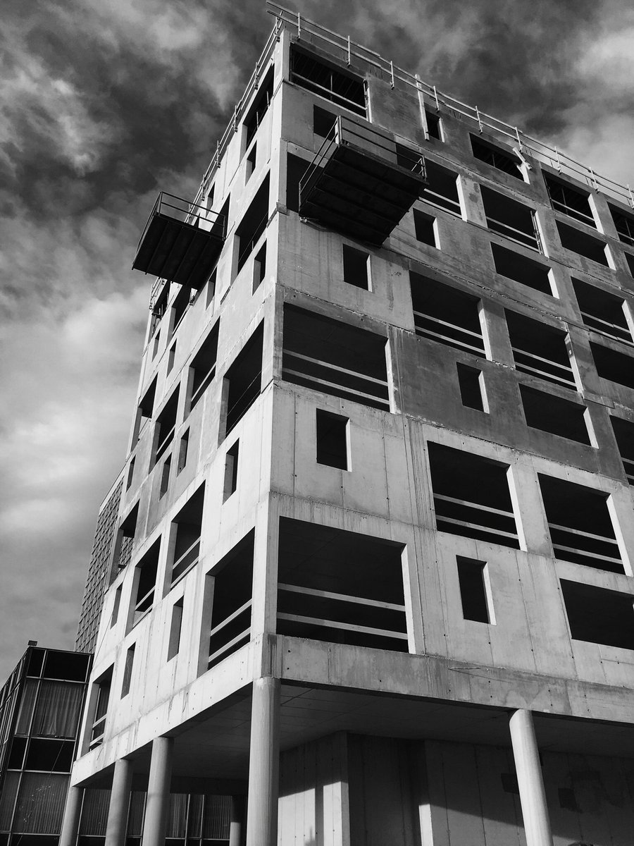 14 more levels to go. Adding windows soon! #igkortrijk #K-Tower #AllaertAluminium <a href="/ReynaersAlu/">Reynaers Aluminium</a>