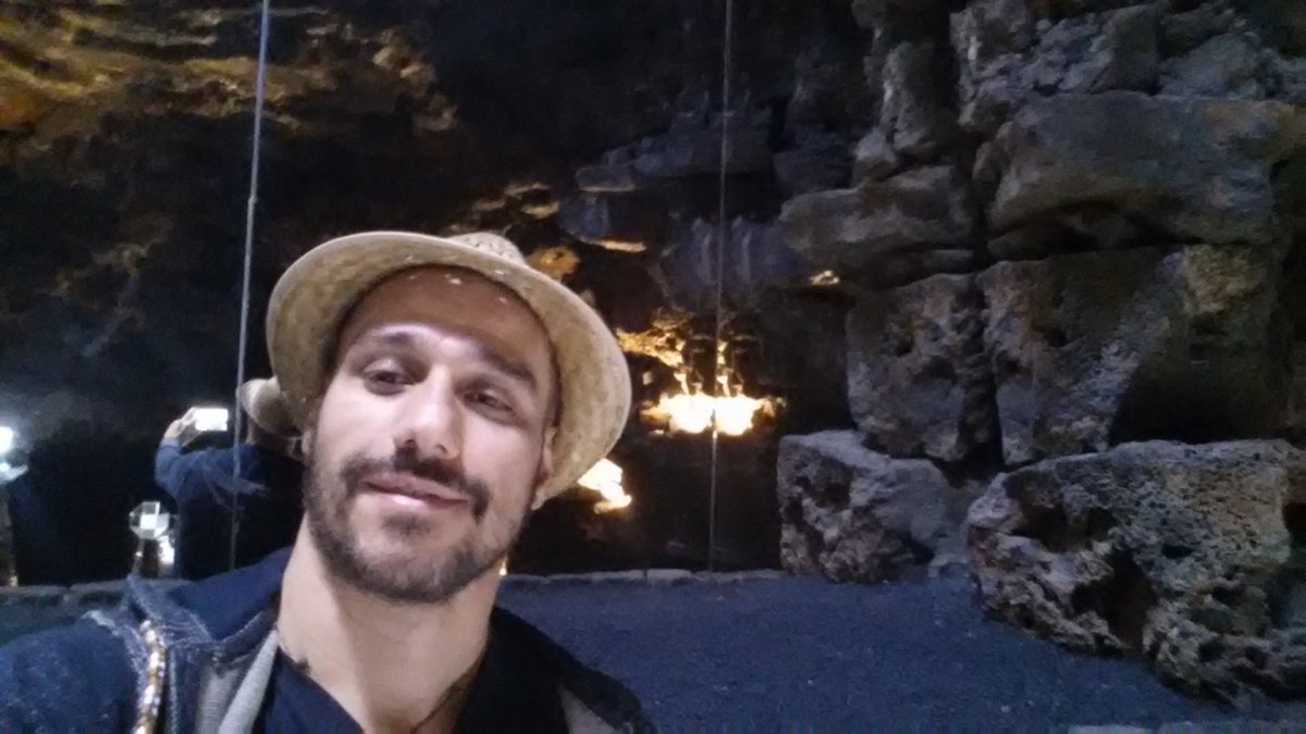 DottGuarino's tweet photo. #Lanzarote✌ #HAŔIA #JOELSE #canaryisland #Canary #rockeroitaliano #top #determinated #indecember #nearchristmas🎄🎉🎅 #nearchristmas #JOELSEPEL https://t.co/Gn8gfRBvPU