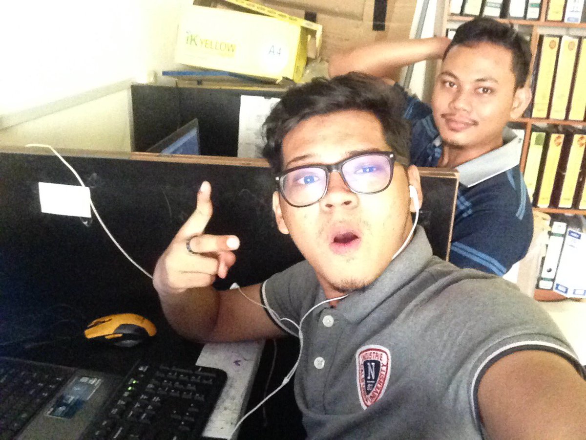 amatfariz's tweet photo. Esok last practical wohooo ! Muka baru dapat cahaya sakti sukmakadaramantan !! #tahanpdewa #operationsoon #comingjob #kerjaluar #boyisbusy https://t.co/sv3ooGAXOp