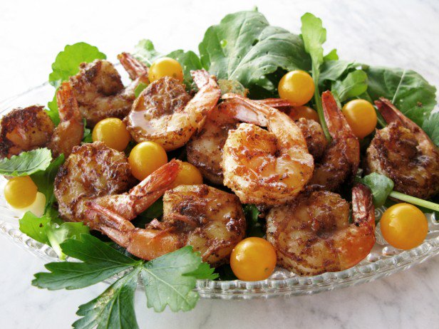 CookingChannel's tweet photo. This quick-cooking protein will save you in a pinch on Christmas day: https://t.co/5SztzJ1DaZ! https://t.co/SaRAsHaexl
