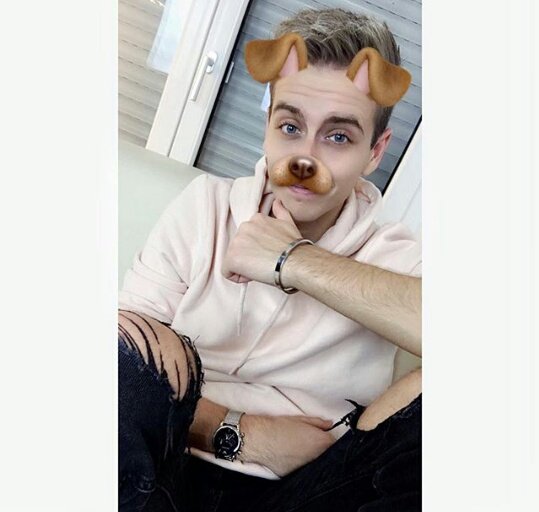 sofiexkra's tweet photo. Julian Claßen

Rt: hot
Like: not https://t.co/3TN3w1Xv1c