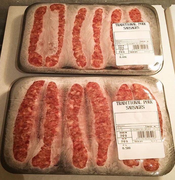 NewMacsFarm's tweet photo. NEW! Gluten Free traditional pork #sausages, made from our Gloucester old spot pigs #freerange #organicallyfed 👌🏽🐖🌭😋 https://t.co/2Gq0n6JMOW
