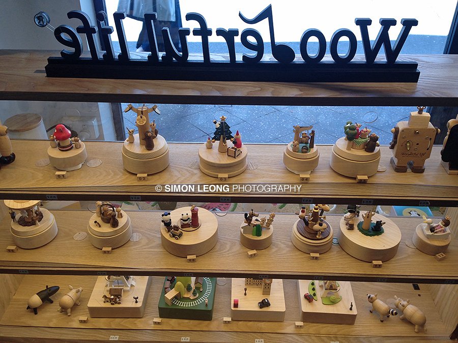 SimonLeong's tweet photo. OMG these Wooderful Life creations are so cute and awesome @monsterthreadsA #Newtown #wooderfullife #monsterthreads #christmasgiftideas https://t.co/TT1tub4lrJ
