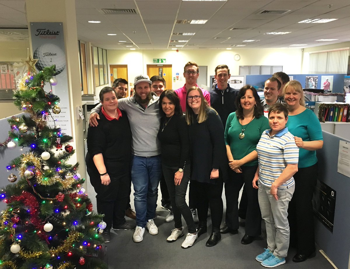 Follow &amp; RT TO WIN...1 of 3 Titleist caps signed by Titleist Staffer Andrew @beefgolf Johnston when he visited Titleist UK HQ! #TeamTitleist