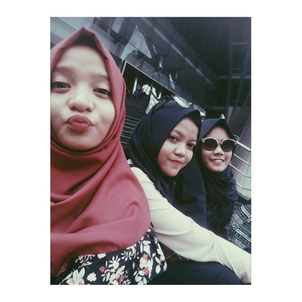 shofiamulia_'s tweet photo. Temu kangen enggar😢💕 https://t.co/ukdo6zS38n