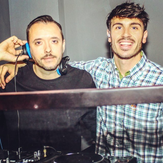 Batalla de #DJ en #DiscoLaNuit! El jueves pasado sonó la mejor #musica de #Sevilla! Acaso te lo vas a perder este jueves? Repite #TheJueves!