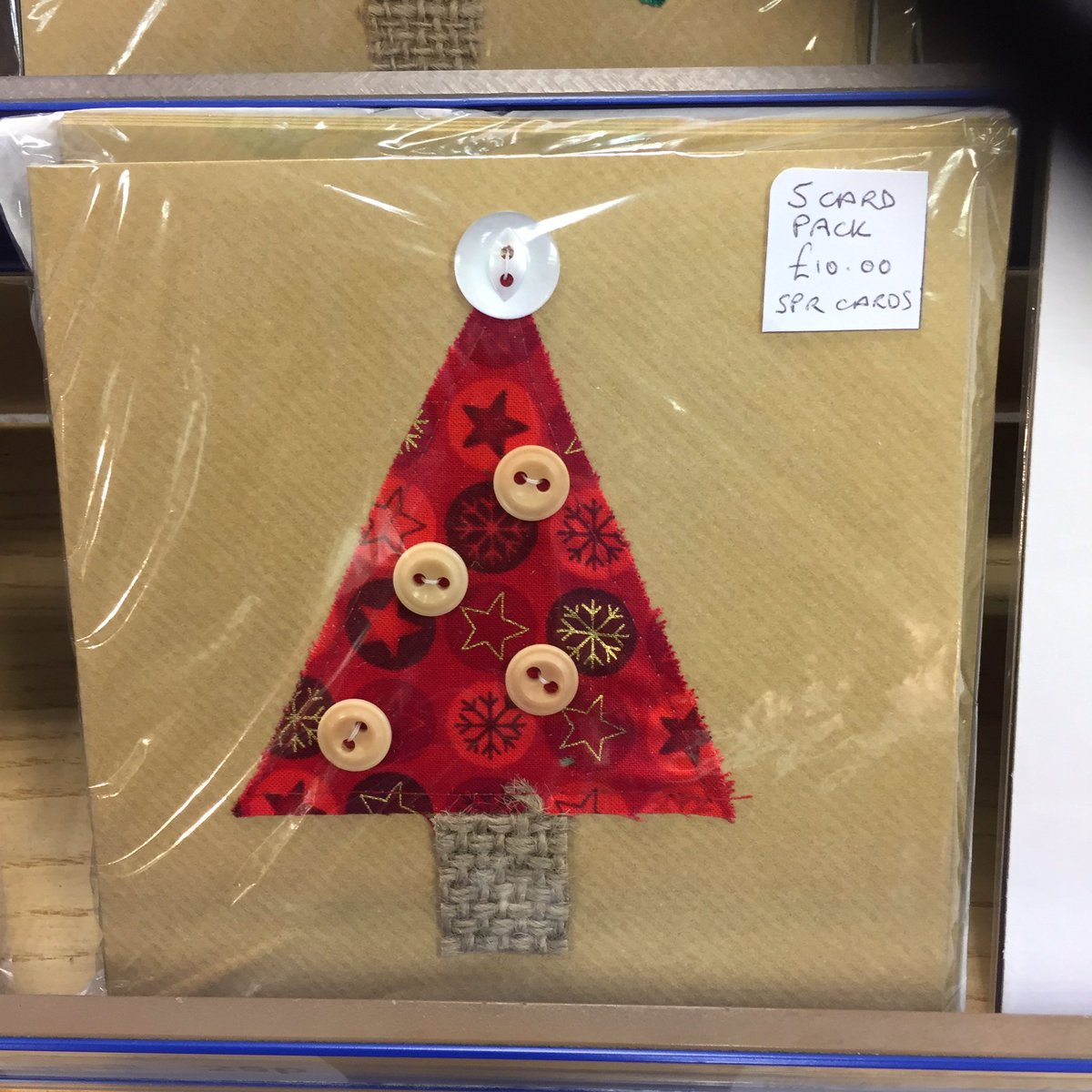 PopPenryn's tweet photo. Open for Christmas presents for others or yourself @PenrynTC #jewellery #art #clothing #food https://t.co/WdSSUL3Y00