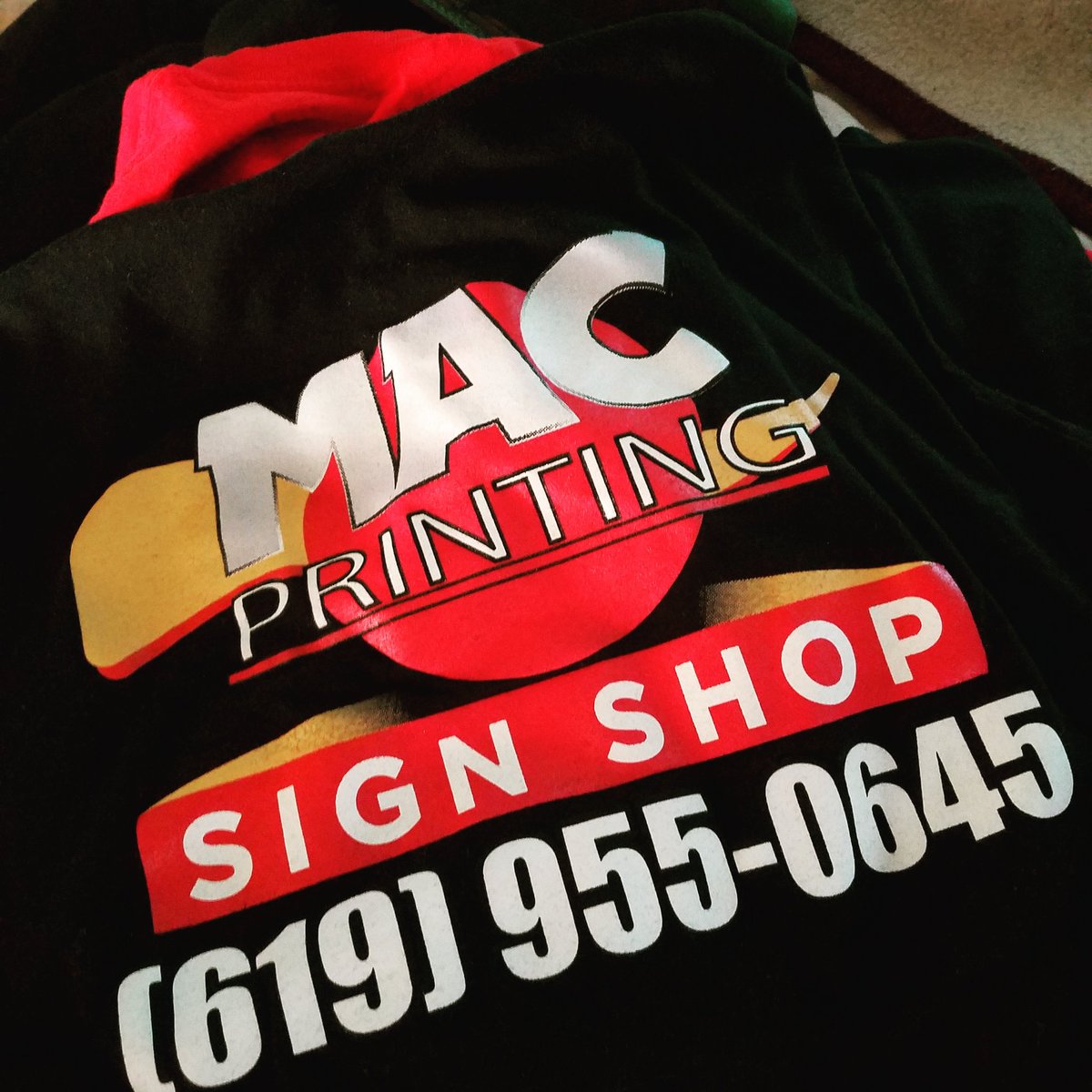 MACPRINTING's tweet image. Let MAC Printing Silk Screen Your Next T-Shirt Order.