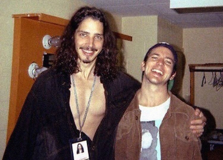 Chris Cornell &amp; Ed (1992). #PearlJam