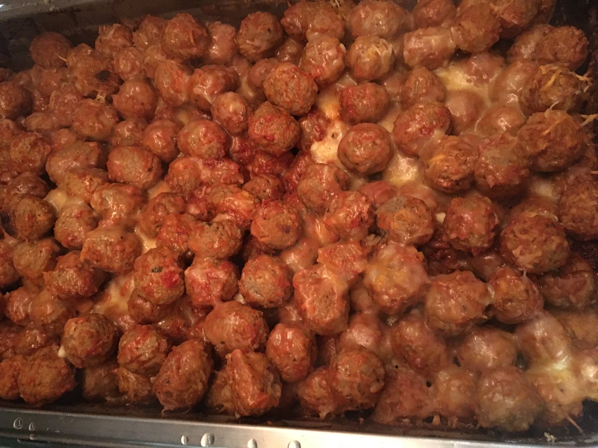 BulldogLinens's tweet photo. Newest appetizer on the menu! Who can resist a delicious meatball! https://t.co/qmUqFoylYo