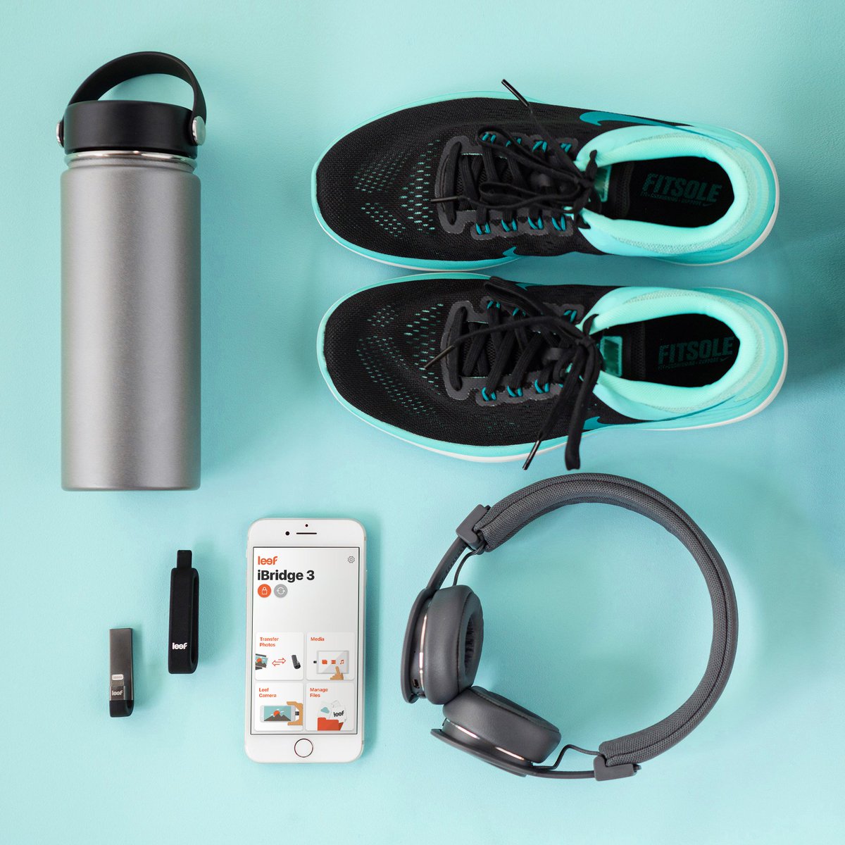 Still not finished your #Christmas shopping? A Leef iBridge3 from <a href="/AmazonUK/">Amazon.co.uk</a> + next day delivery = gifts for the tech lover sorted!